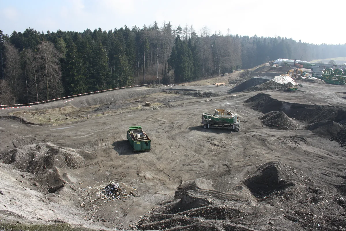 Die Deponie Chrüzlen ist noch in Betrieb. Deponie Chrüzlen